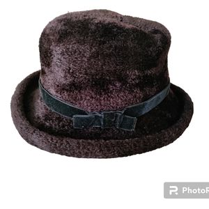 Liz Claiborne Fuzzy Soft Bucket Hat